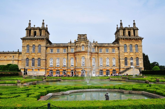 big-houses-to-rent-UK