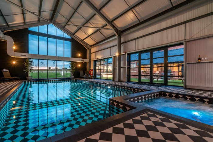 luxury-holiday-homes-with-private-indoor-swimming-pool