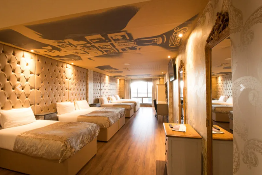 liverpool party house