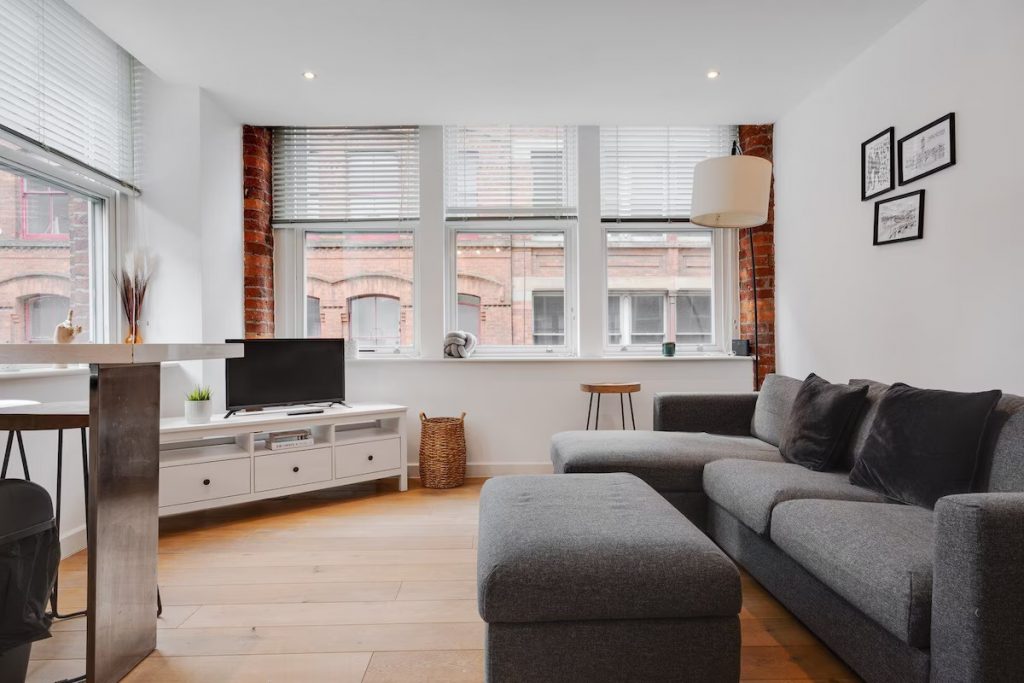 holiday lets in manchester