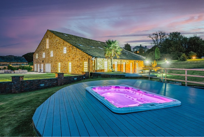 Find the Ideal Venue Best Hen Party Houses in Cheshire for Every Bride